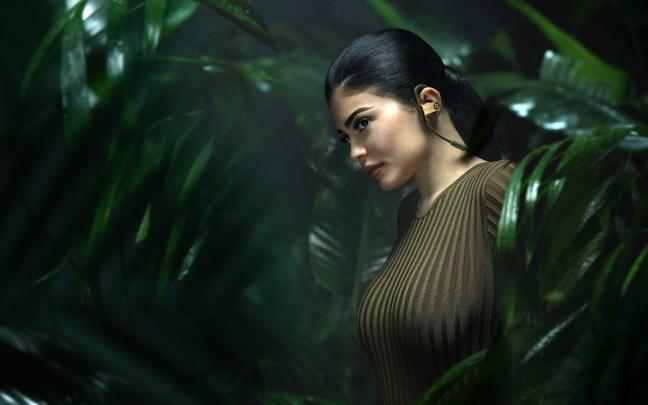 Kylie Jenner Balmain 2017 Wallpapers | HD Wallpapers | ID #21047
