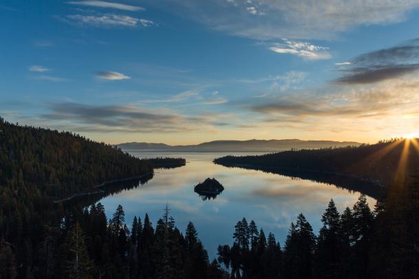 High definition desktop wallpaper of Lake Tahoe, desktop wallpaper of 