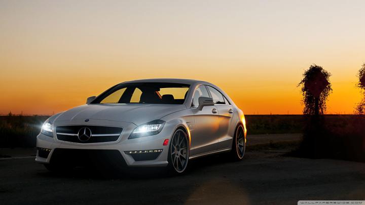 Luxury Cars Desktop Wallpapers - Top Free Luxury Cars Desktop 