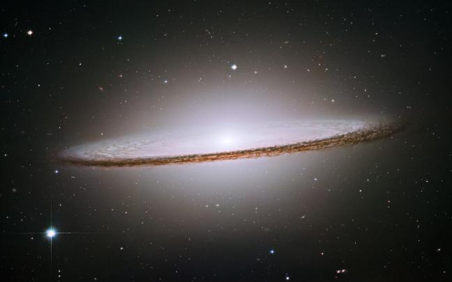 space, Sombrero Galaxy, Galaxy Wallpapers HD \/ Desktop and Mobile 