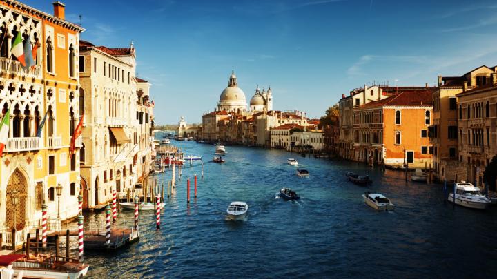 Italy Screensavers and Wallpaper -