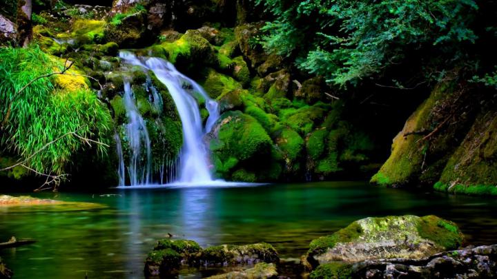 What Is The Size Of Desktop Wallpaper - Wallpapers