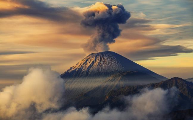 Iceland Volcano Wallpapers - Top Free Iceland Volcano Backgrounds 