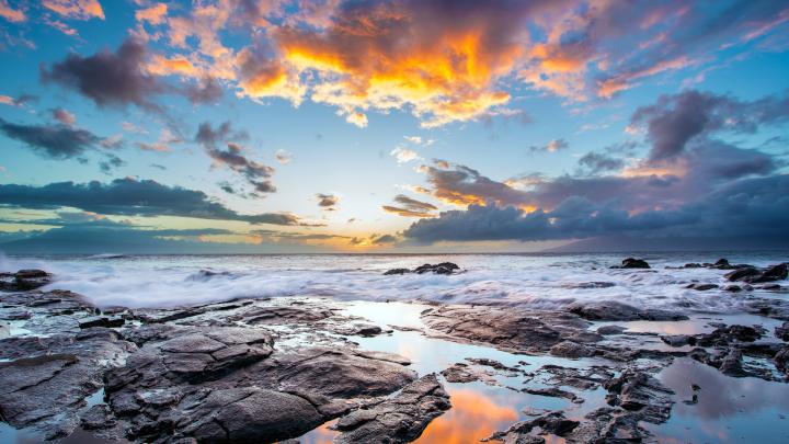 Download Wallpaper 1920x1080 sea, sunset, light, sky, rocks Full HD 