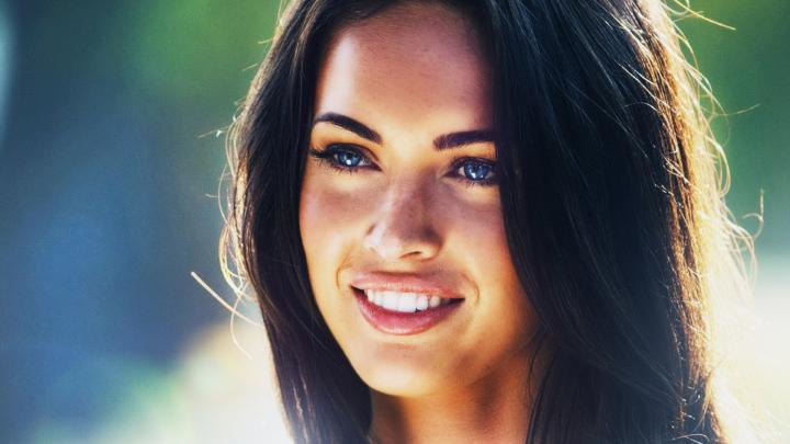 Megan Fox Portrait Wallpaper for Desktop 1920x1080 Full HD