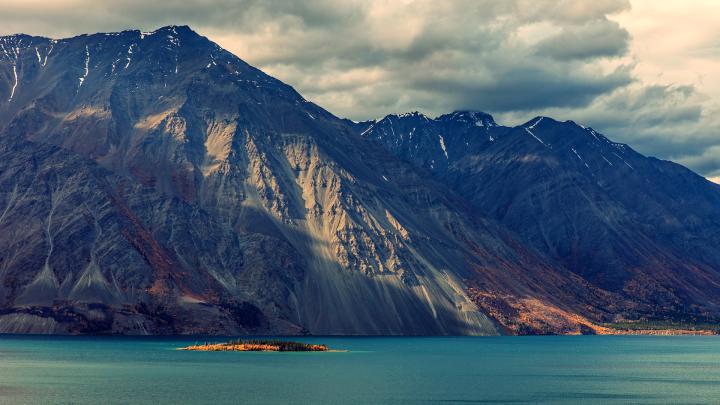 Download Sea, Sky And Mountain Wallpapers For Desktop | Apps For Windows 10