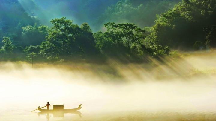 Free UHD Wallpaper -