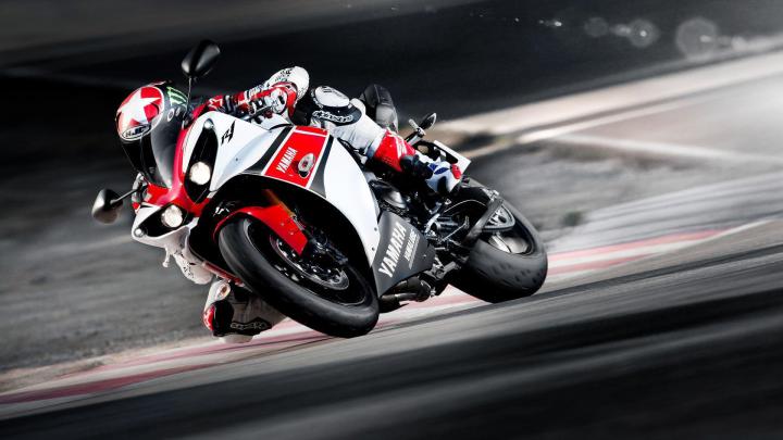Yamaha R1 Wallpapers