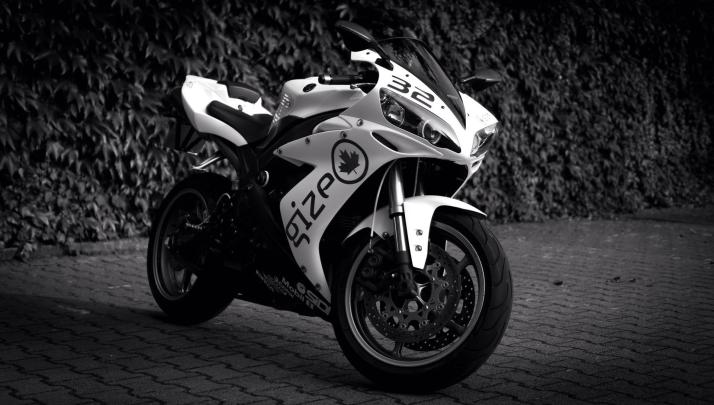 [76+] Yamaha R1 Wallpapers 
