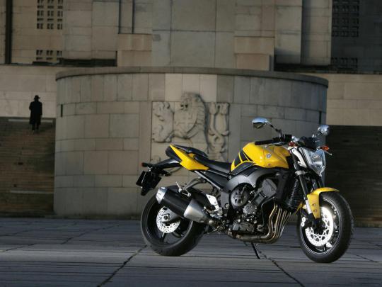 [44+] Sportbike Wallpaper HD 