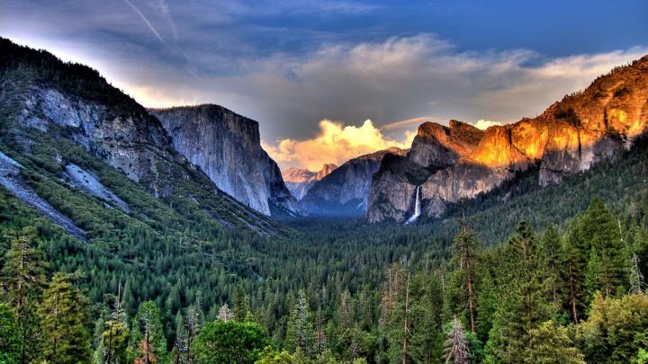 Yosemite 3 Wallpaper -